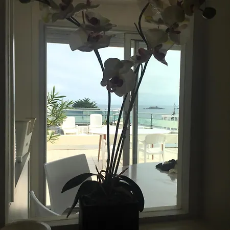 Le Crystal-studio Terrasse Pleine Vue Апартаменты *